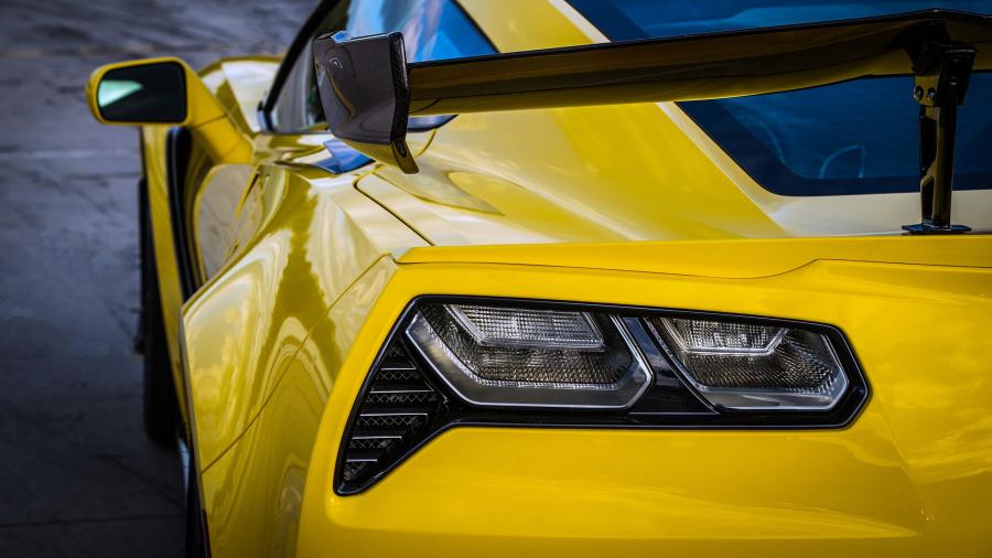 Детали экстерьера Chevrolet Corvette ZR1 (C7) 2018 года  (фото 48 из 67)